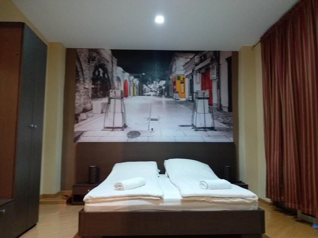 Hotel Vila Hayat ซาราเยโว ภายนอก รูปภาพ